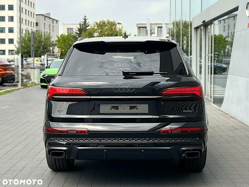 Audi Q7 - 7