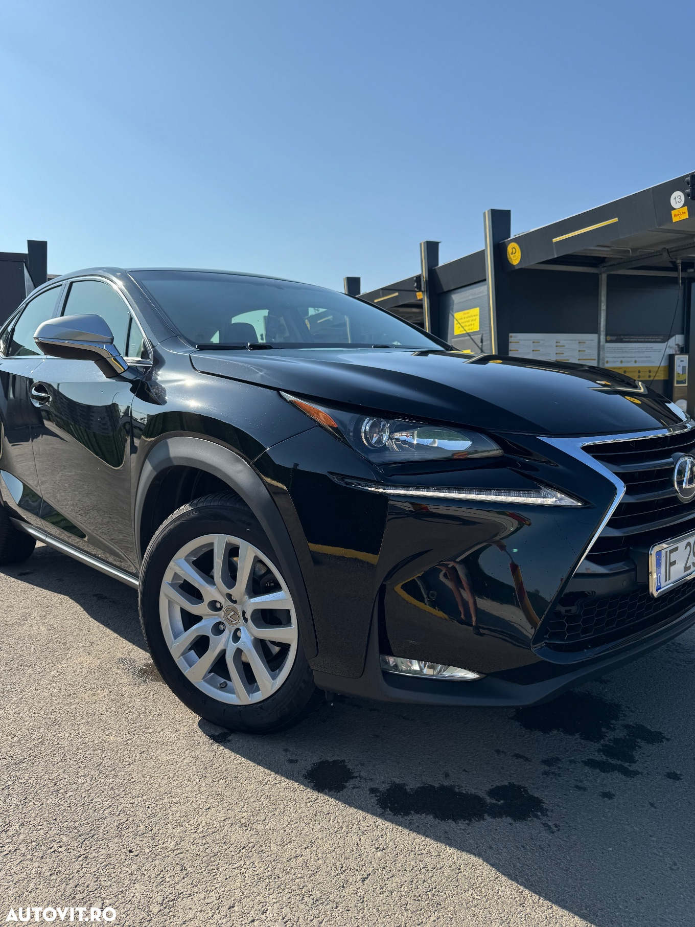 Lexus Seria NX - 9