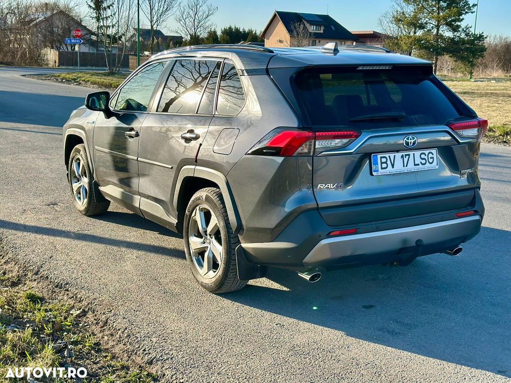 Toyota RAV4 - 12