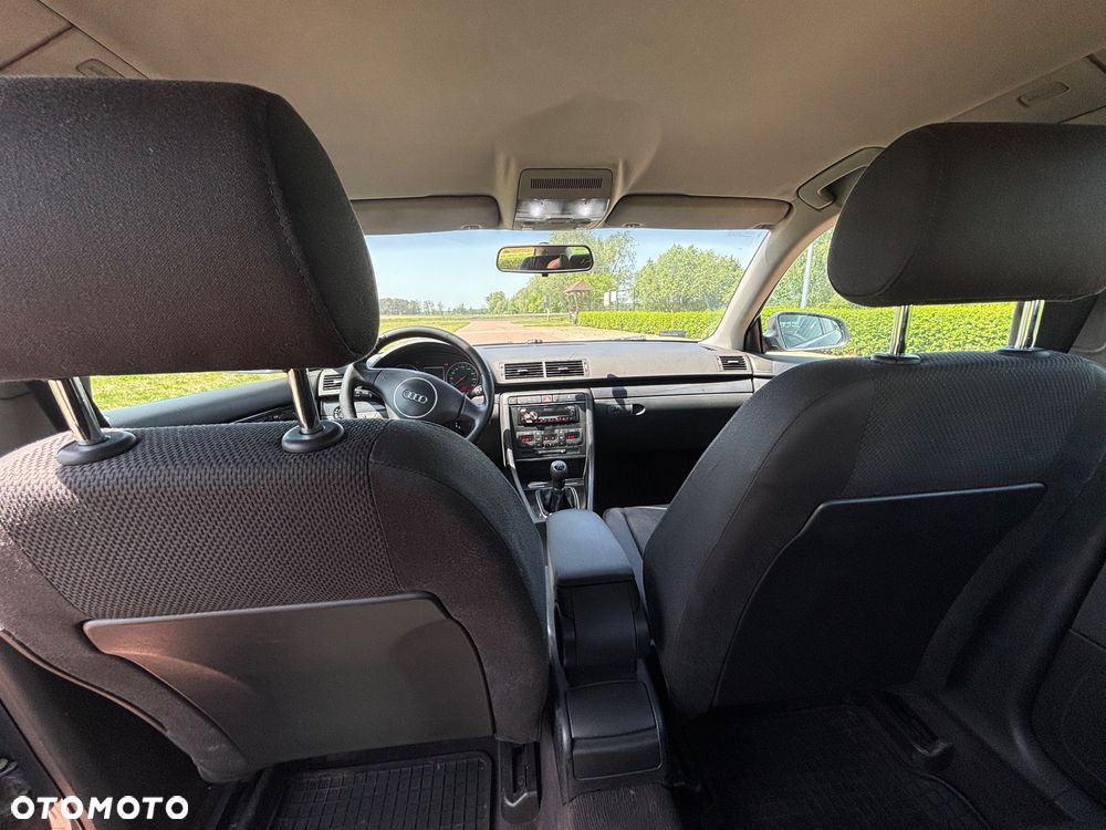 Audi A4 Limousine 1.8T - 32