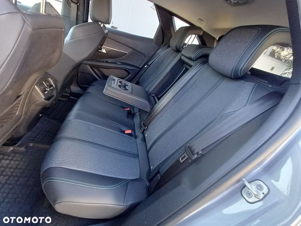 Peugeot 3008 - 33