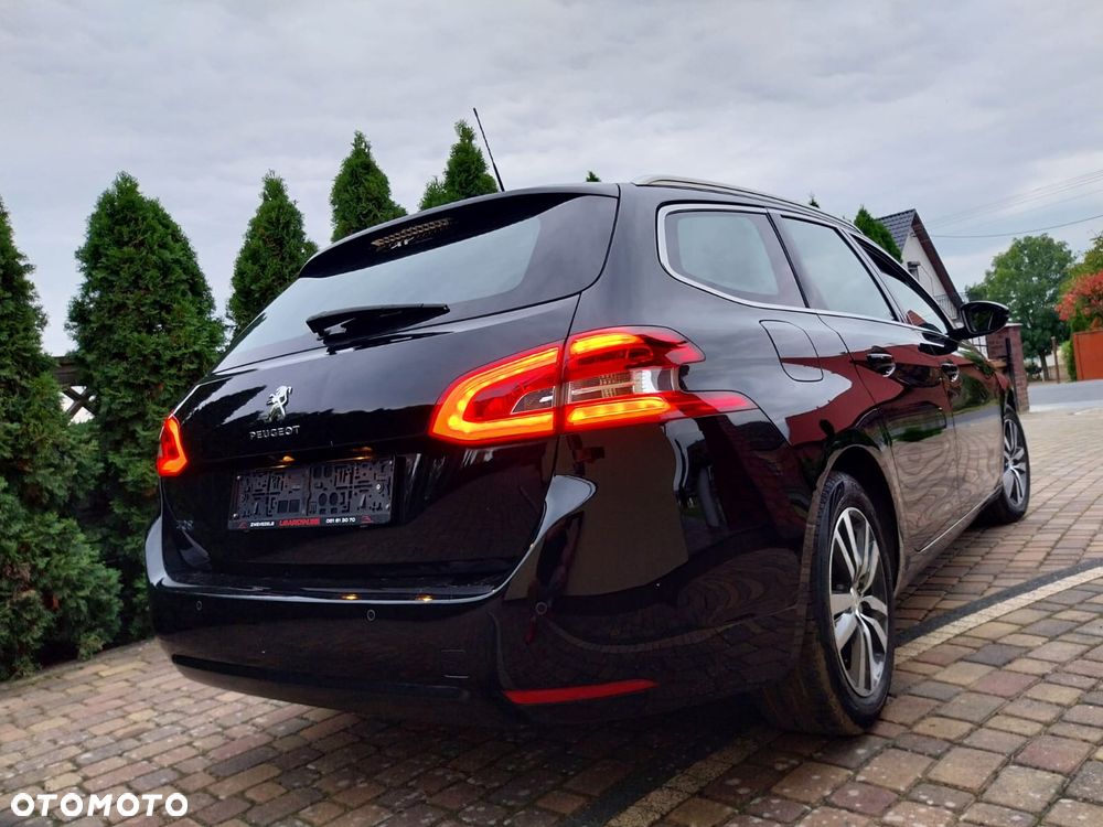 Peugeot 308 - 22