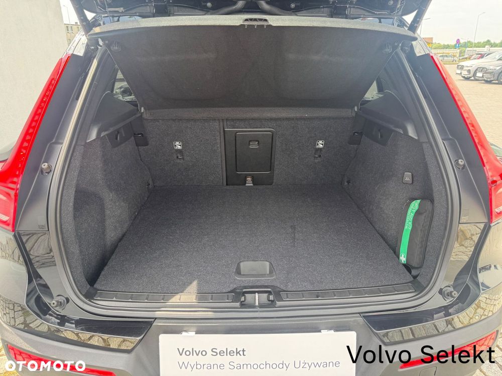 Volvo XC 40 - 39
