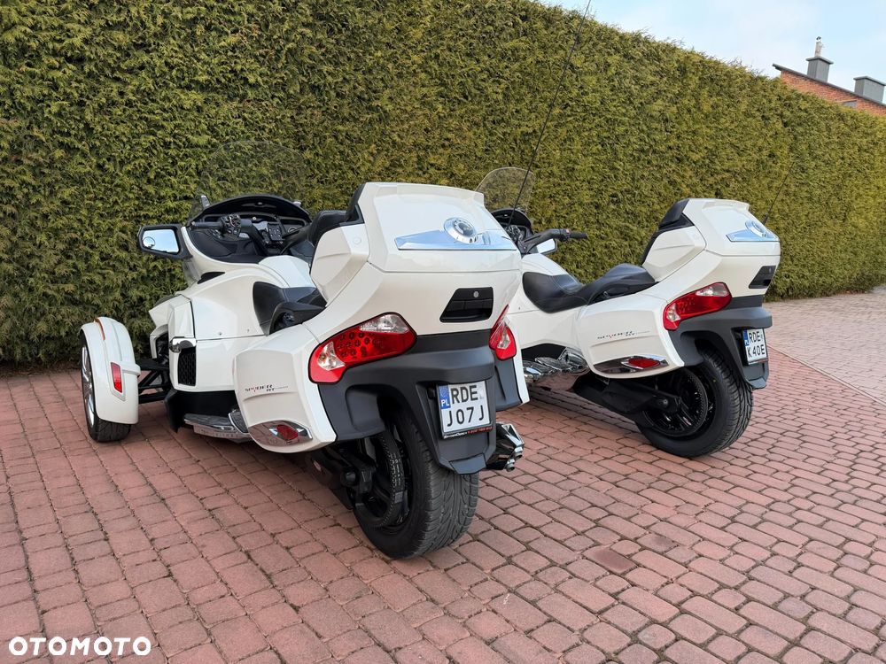 Can-Am Spyder - 9
