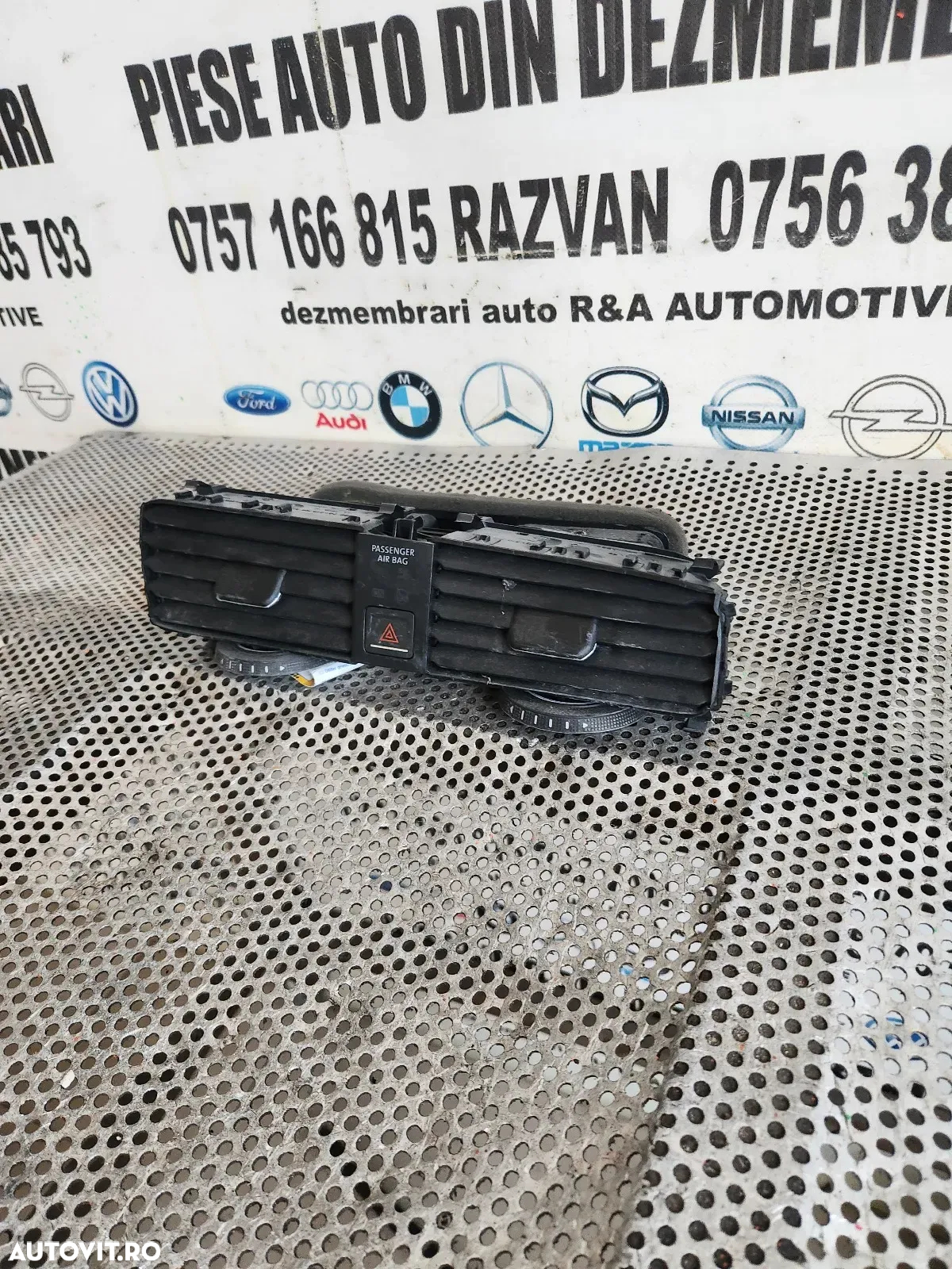 Grile Grila Ventilatie Centrala Bord Vw Golf 7 VII Cod 5GG - 4