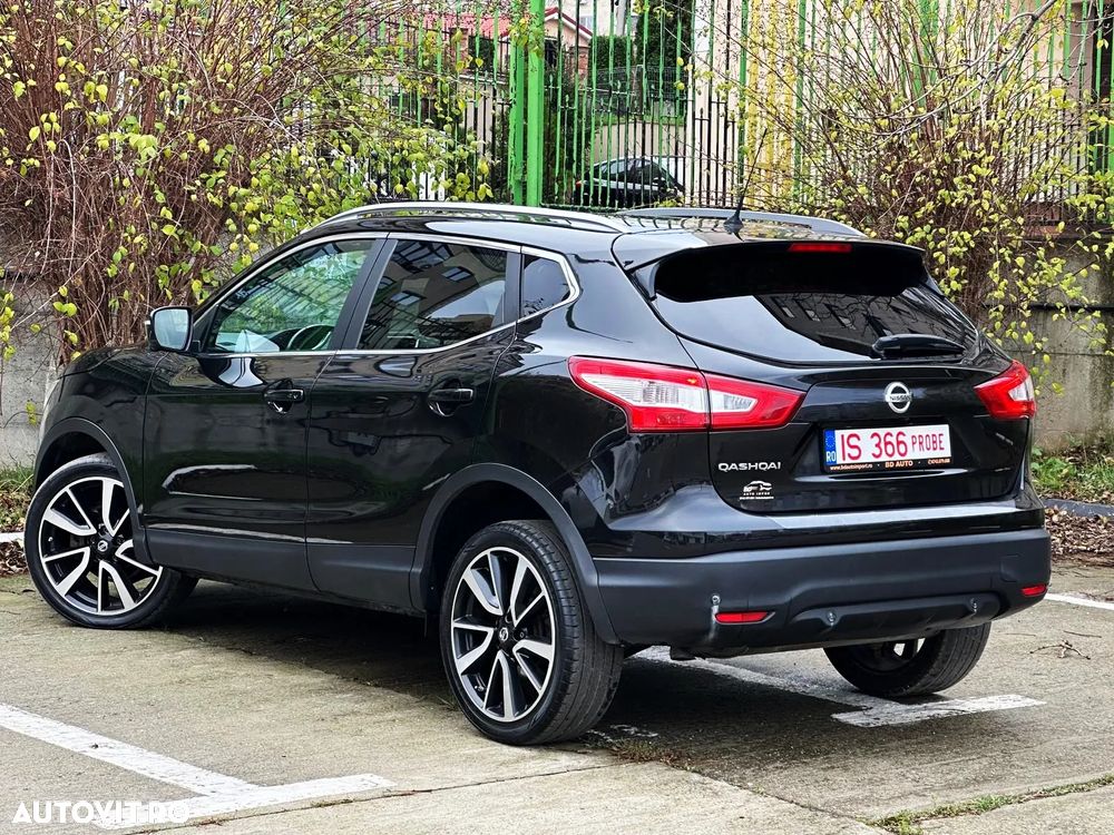 Nissan Qashqai 1.6 dCi DPF 4x4 Start/Stop tekna - 4