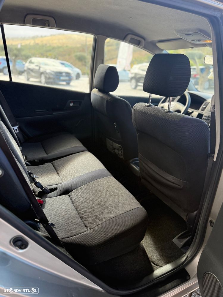 Toyota Corolla Verso 2.0 D-4D Sol - 7