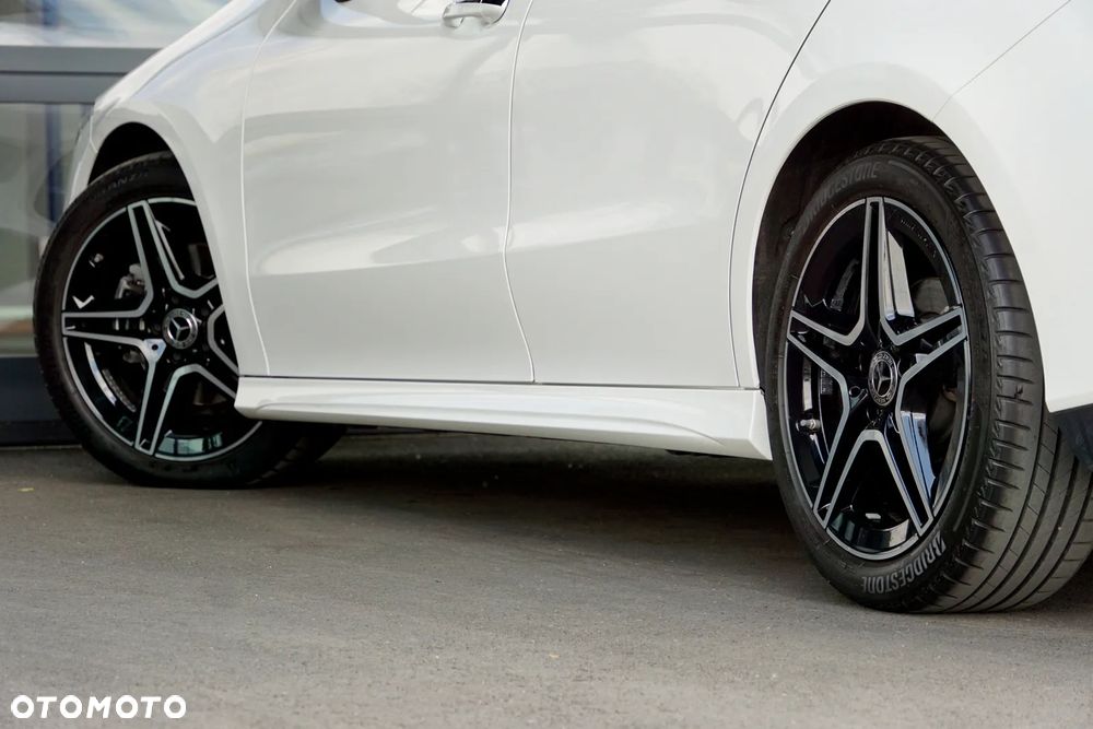 Mercedes-Benz CLA 180 mHEV AMG Line 7G-DCT - 14