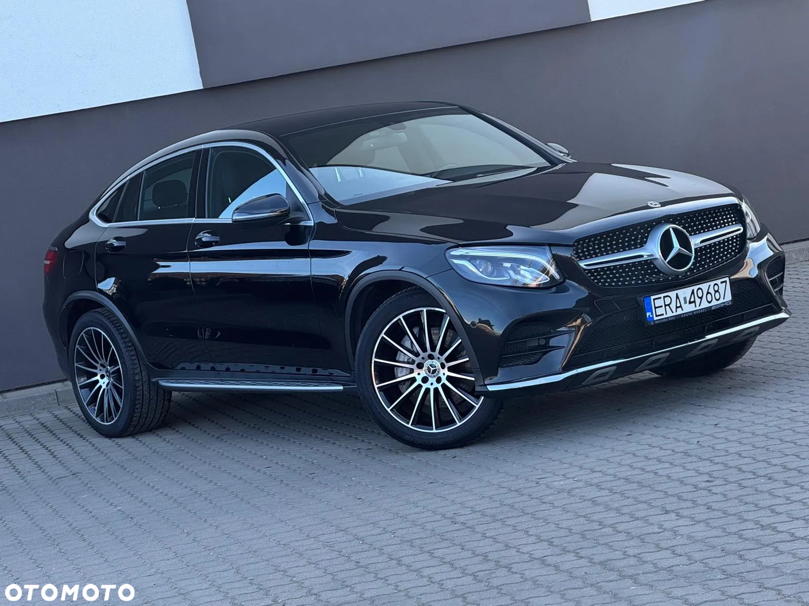 Mercedes-Benz GLC 250 Coupe 4Matic 9G-TRONIC AMG Line - 12