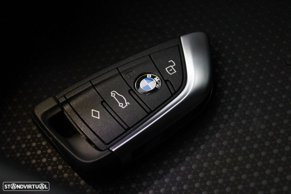 BMW i4 eDrive40 Pack Desportivo M - 48