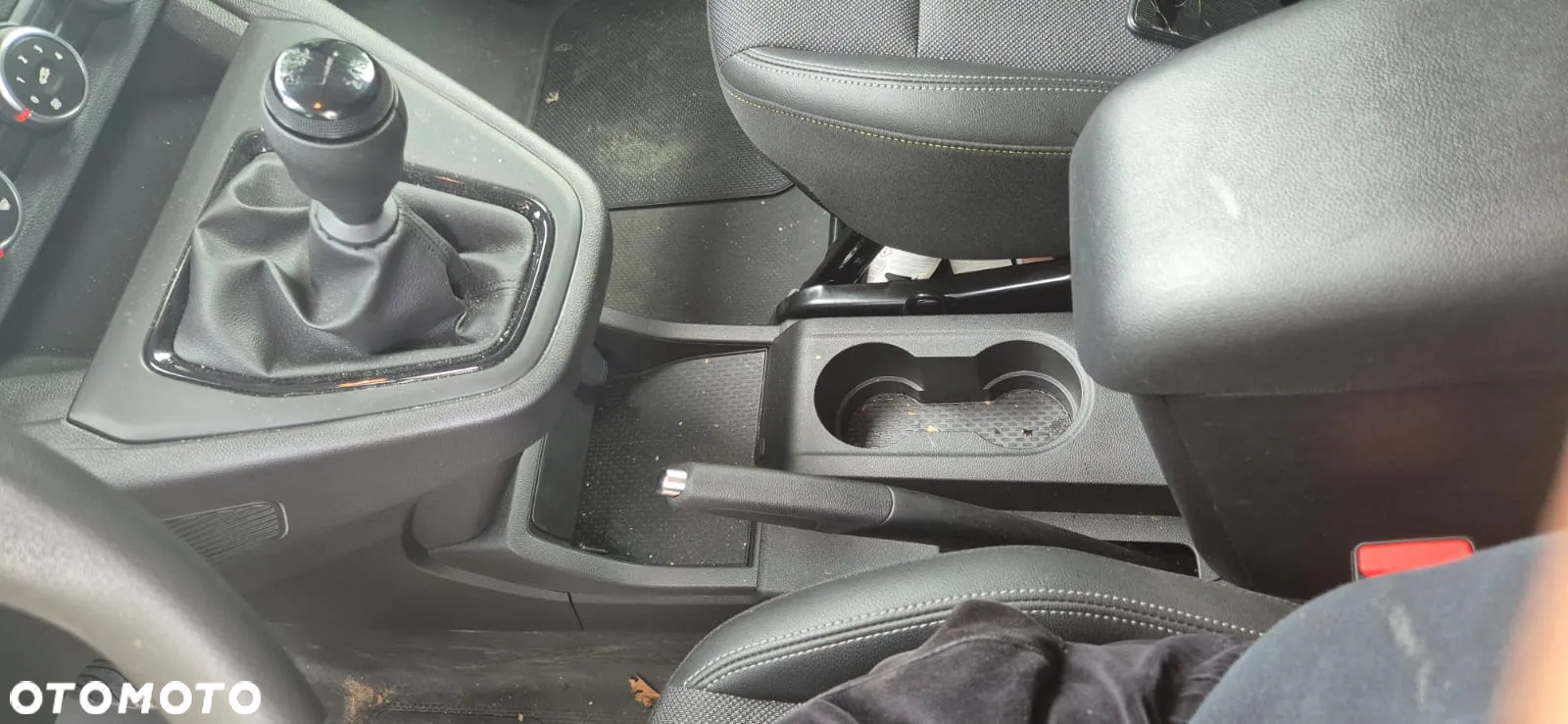 Renault KANGOO III - 23