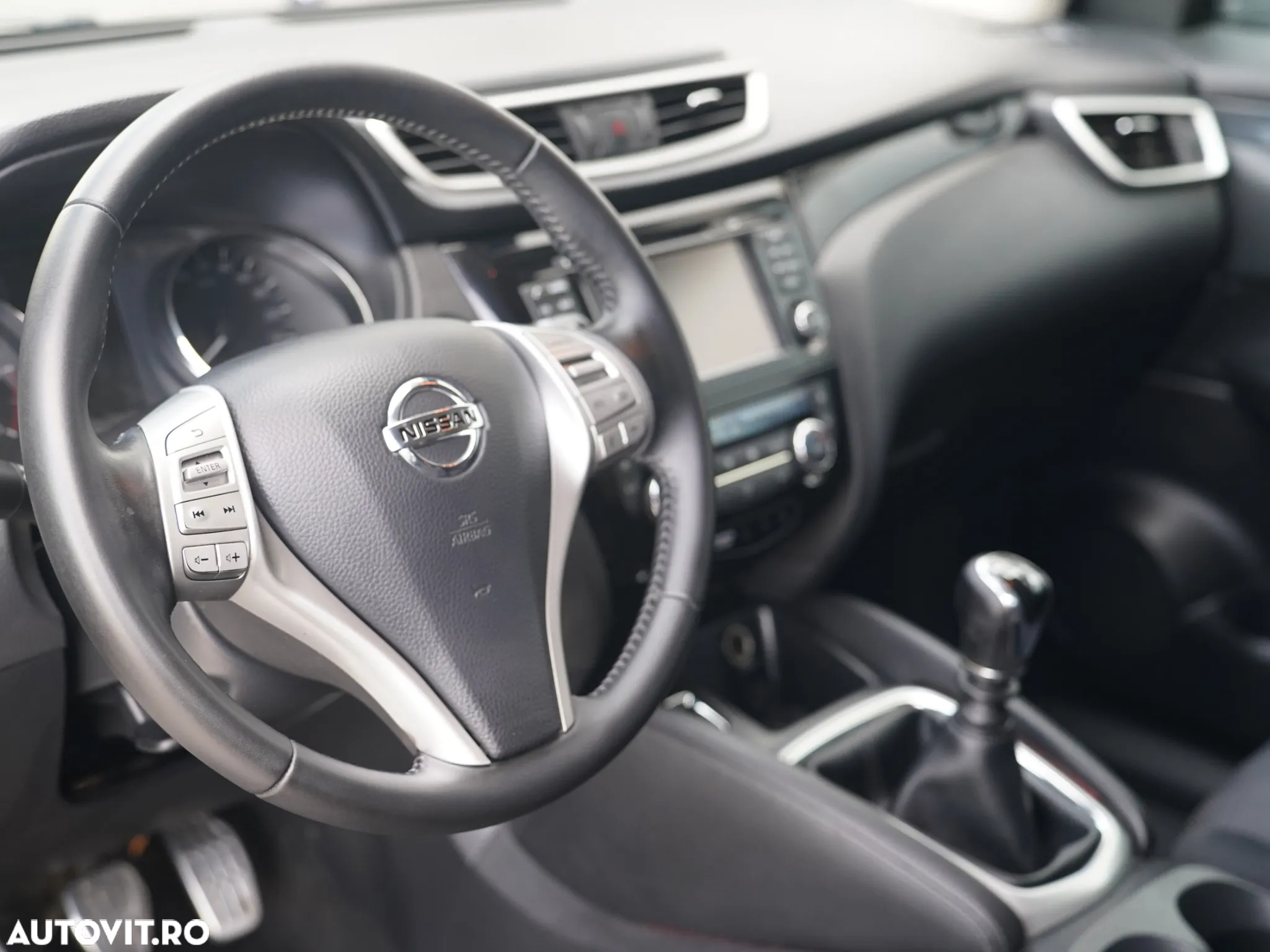 Nissan Qashqai 1.6 DCI Start/Stop 4X4-i Tekna - 23