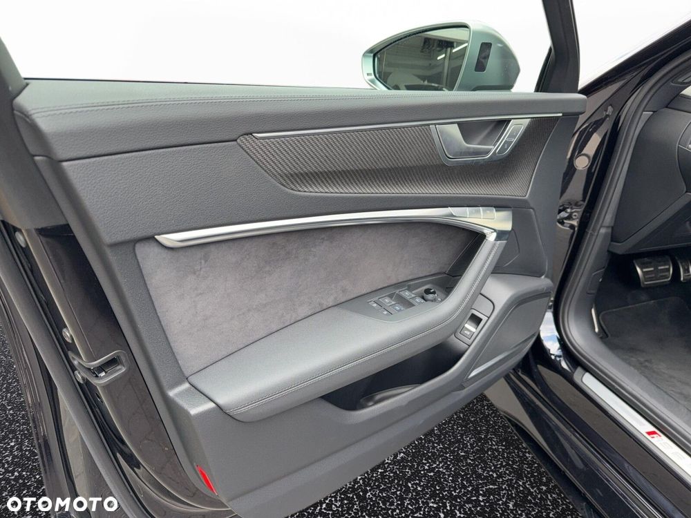 Audi RS6 Avant TFSI mHEV Quattro Tiptronic - 13