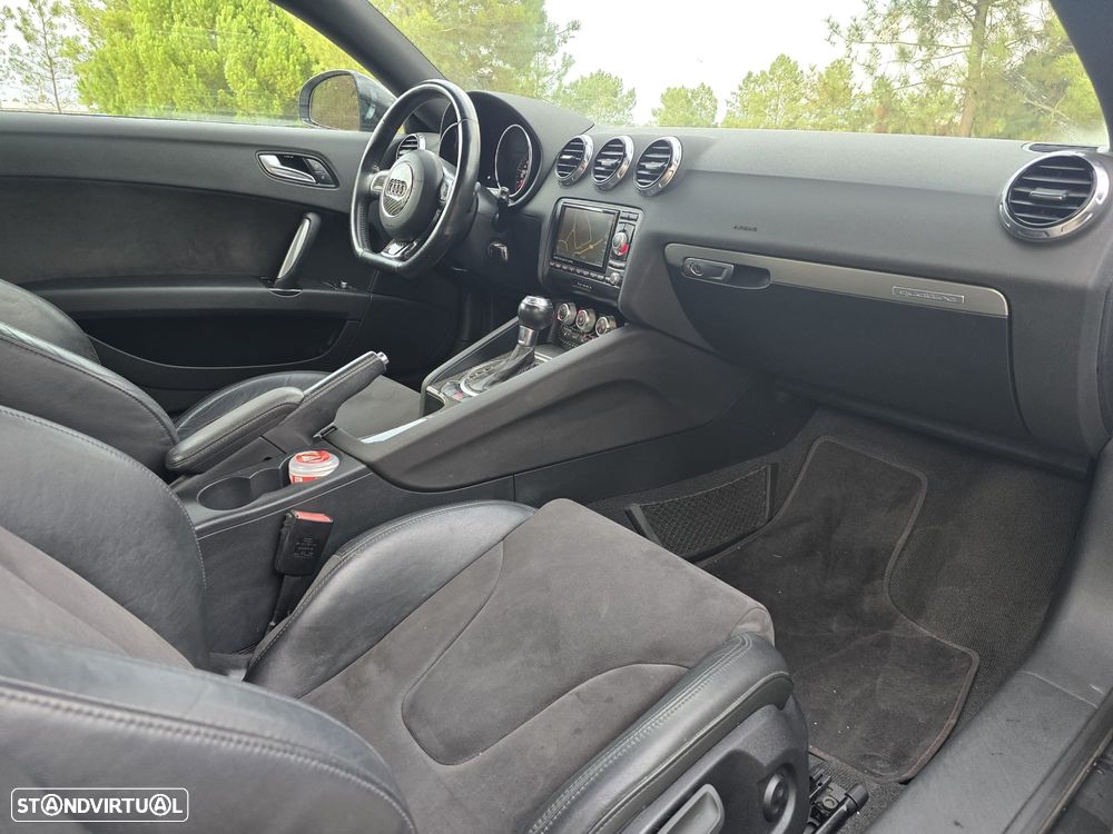 Audi TT Coupé 2.0 TDI quattro S tronic - 7