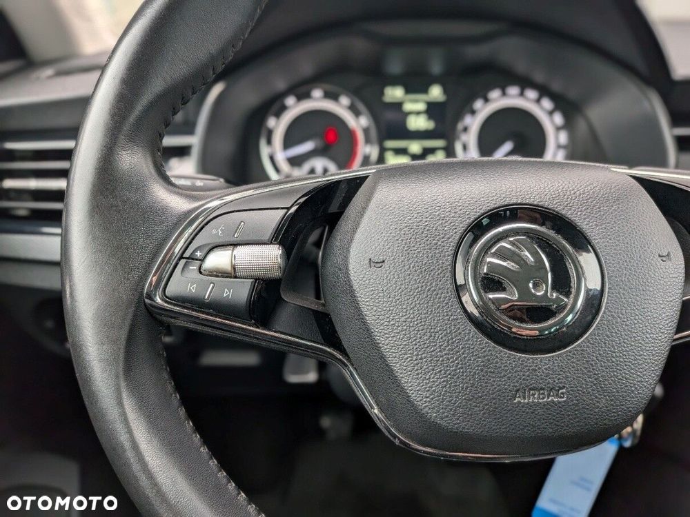 Skoda Kamiq 1.5 TSI Ambition - 17