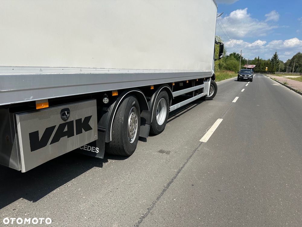 Mercedes-Benz ACTROS 2536 CHLODNIA 24 Palety  dl 9.70m - 10