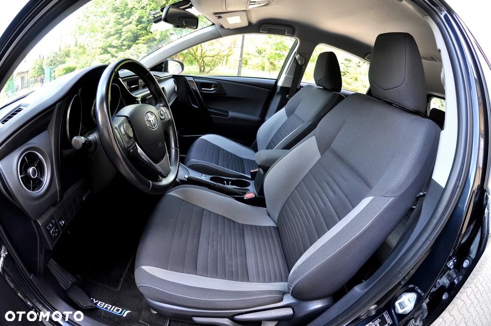 Toyota Auris 1.8 HSD Sol - 22