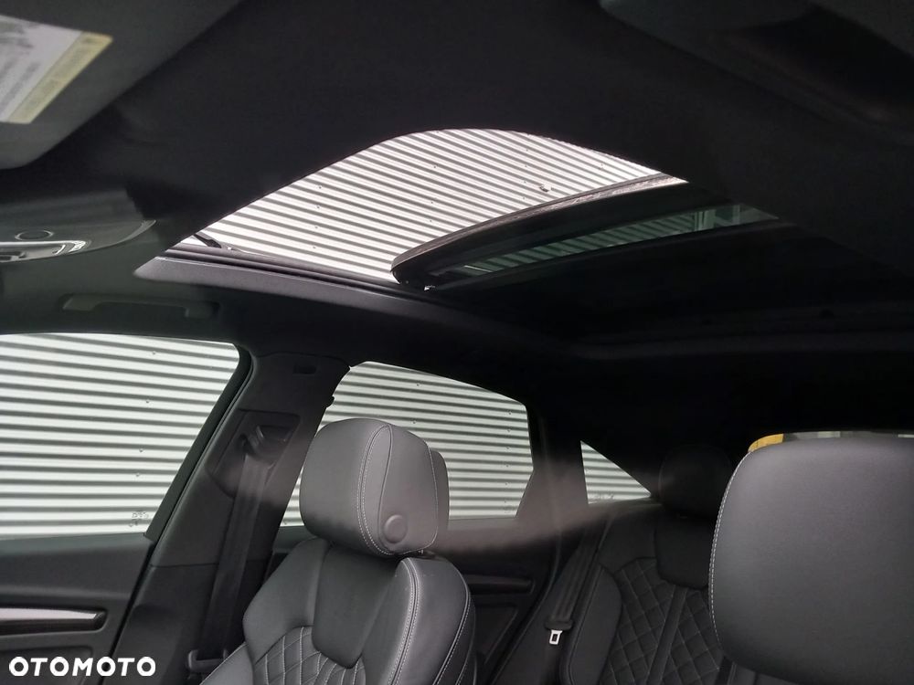 Audi SQ5 - 10