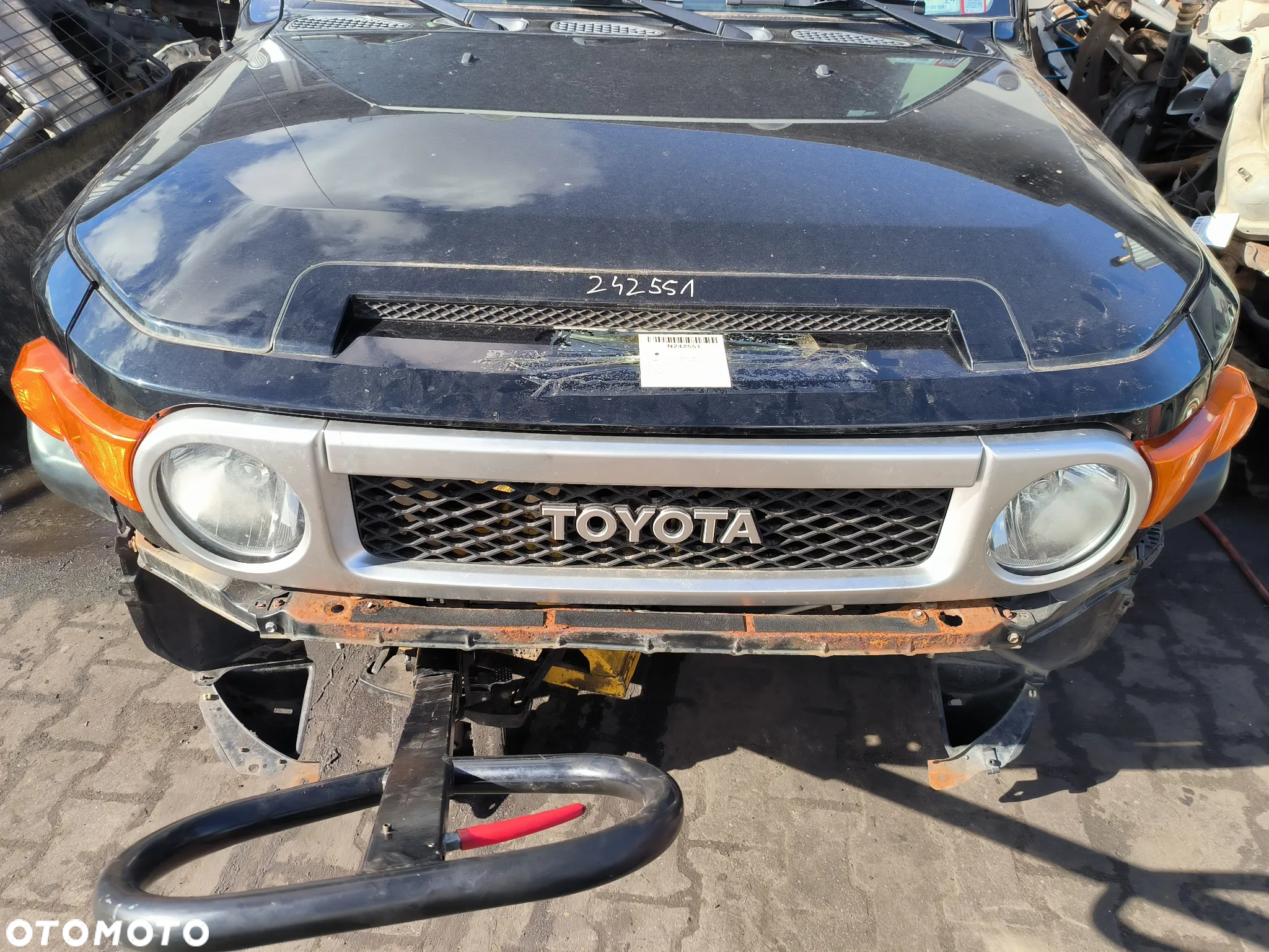 Toyota Fj Cruiser 4.0 V6 2007 auto na części 692106889 maska zderzak fotele silnik skrzynia reduktor felgi most dach drzwi cały przód silnik - 14
