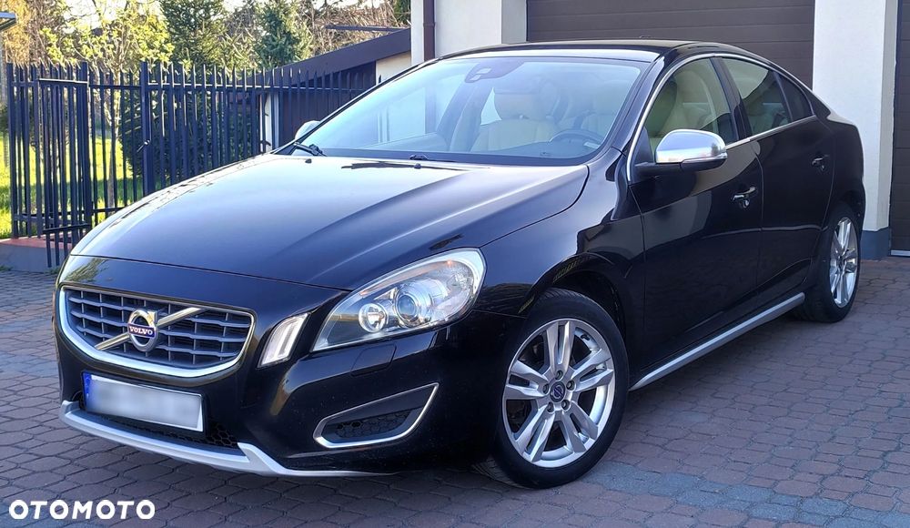 Volvo S60 D3 Geartronic Summum - 2