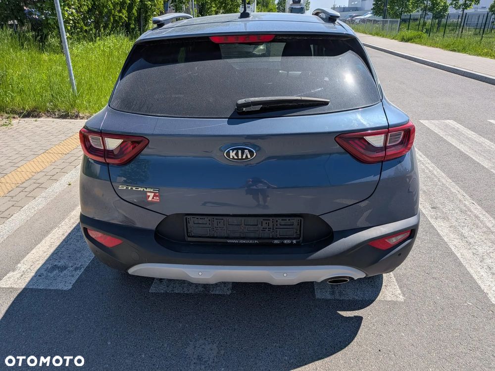 Kia Stonic 1.4 M - 8