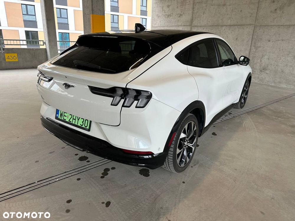 Ford Mustang Mach-E AWD PREMIUM - 4