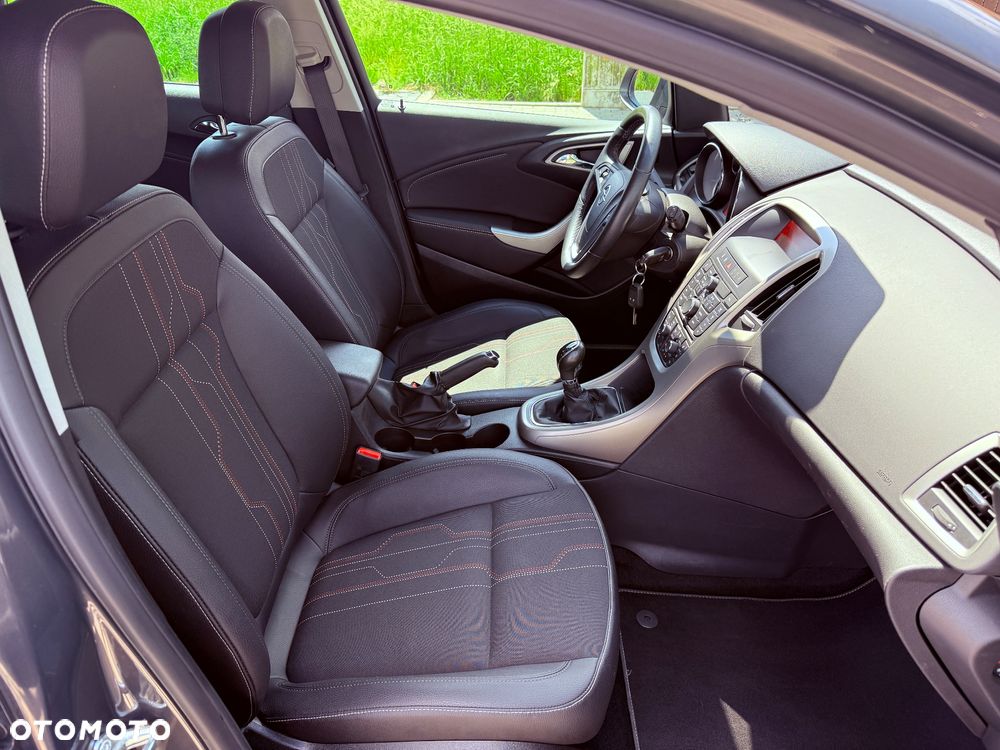 Opel Astra 1.4 Turbo - 14