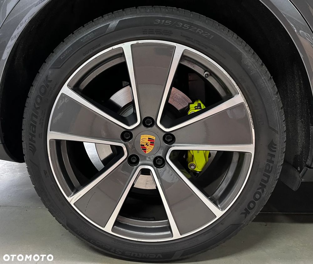 Porsche Cayenne E-Hybrid - 19