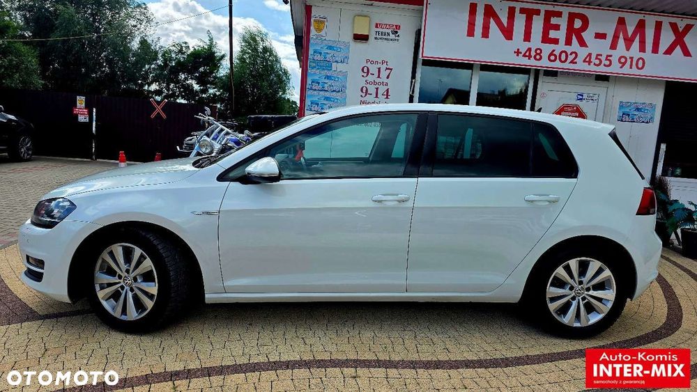 Volkswagen Golf - 6