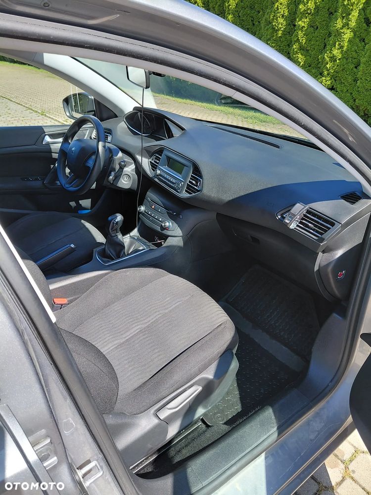 Peugeot 308 1.2 PureTech Access S&S - 10