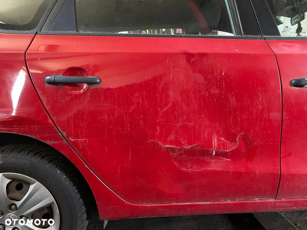 DRZWI PRAWE TYŁ HYUNDAI I30 CW KOMBI
