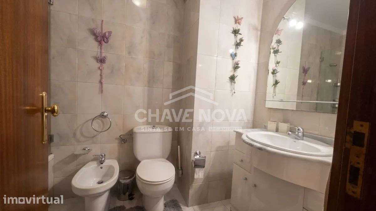 Apartamento T3 c/ Vistas Mar e Garagem Box em Canidelo - Grande imagem: 5/26