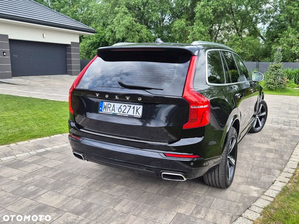 Volvo XC 90 - 9