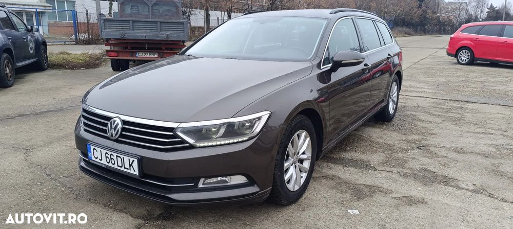 Volkswagen Passat 2.0 TDI DSG Comfortline - 5
