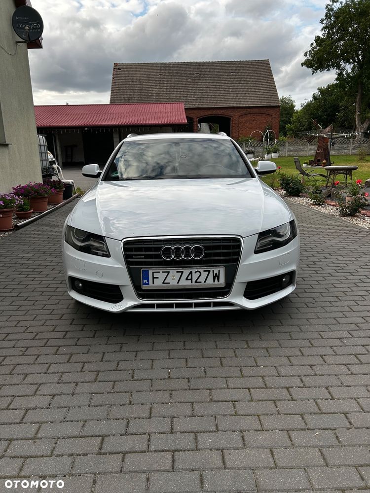 Audi A4 Avant 2.0 TDI Quattro Line - 7