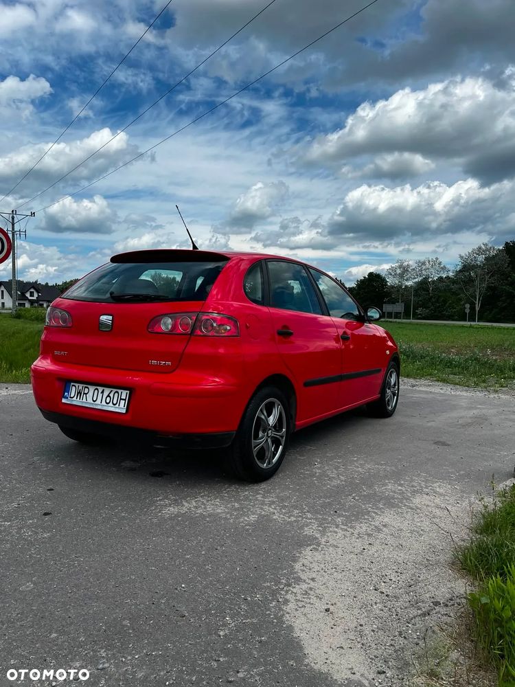 Seat Ibiza 1.4 16V Signo - 3