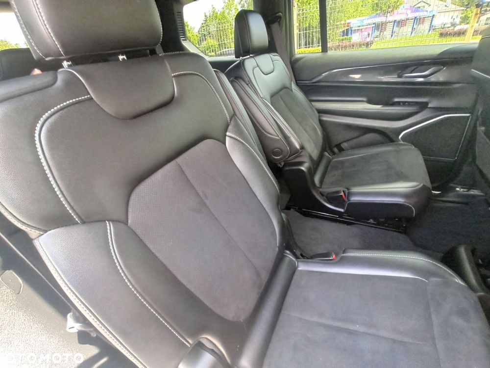Jeep Grand Cherokee - 10
