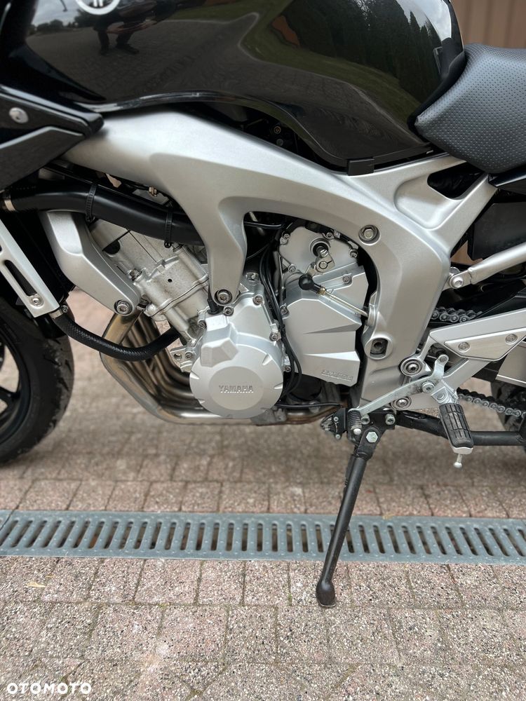Yamaha FZ6 - 7