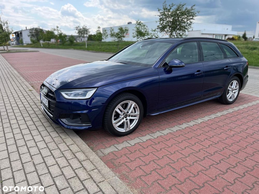 Audi A4 Avant 40 TDI quattro S tronic - 3