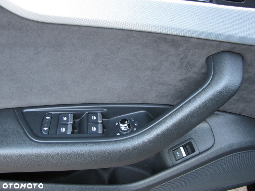 Audi A4 Avant 2.0 TDI Sport - 30