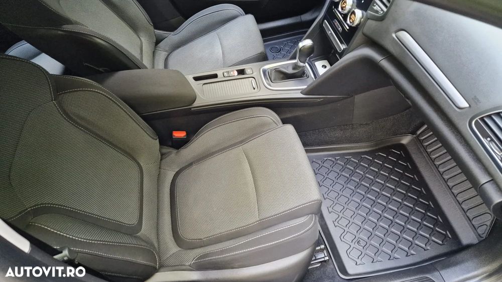 Renault Megane Blue dCi 116 EDC Intens - 33