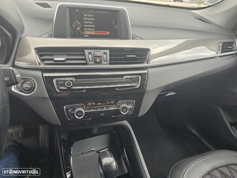 BMW X1 18 d sDrive Auto - 5