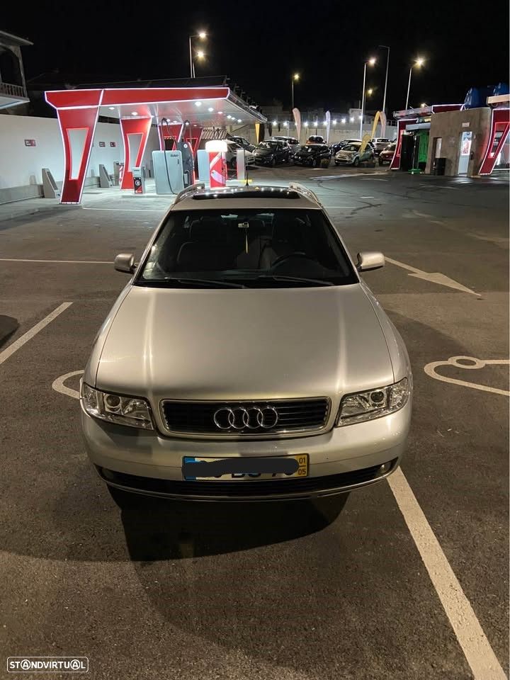 Audi A4 Avant - 1