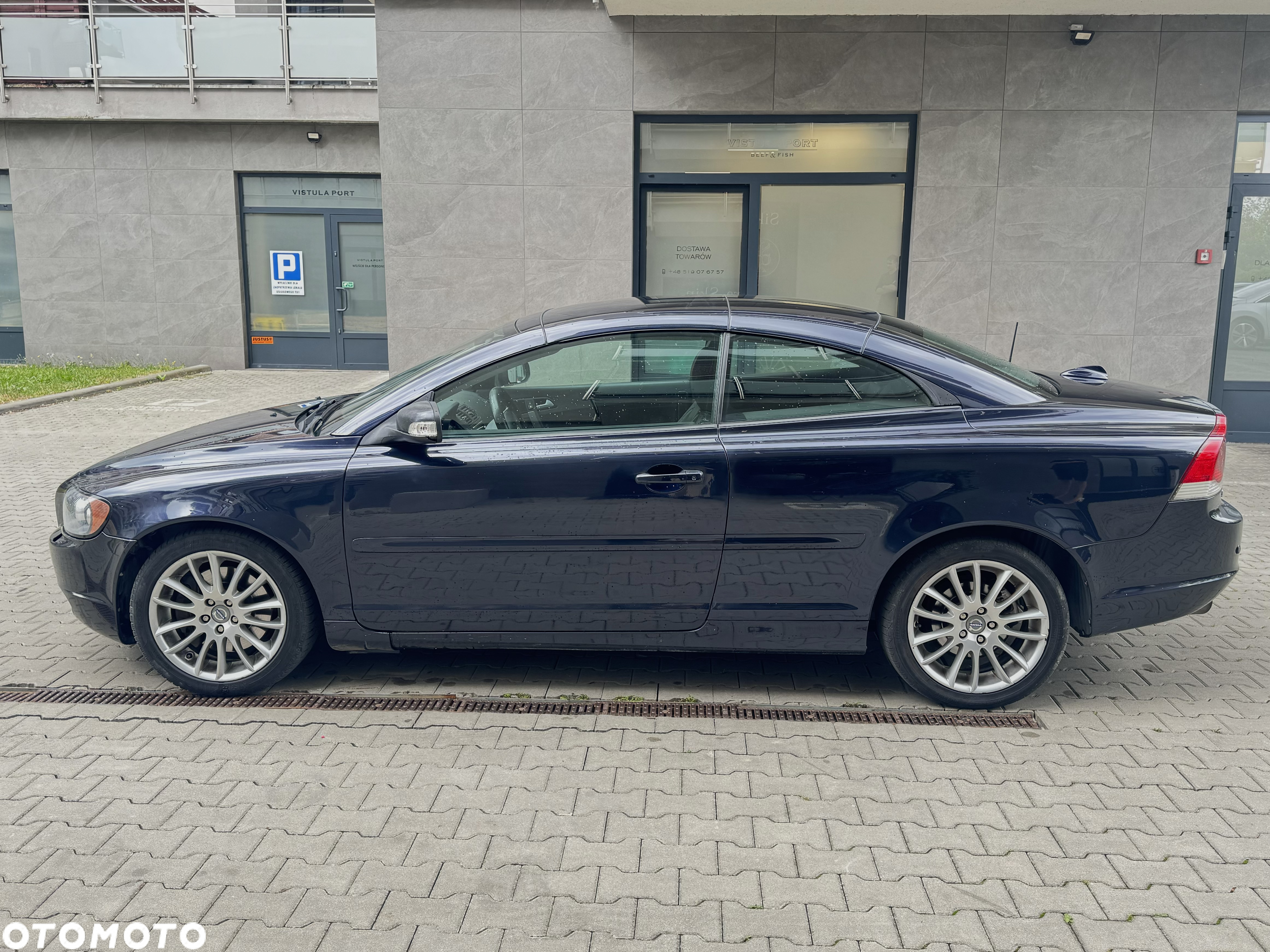 Volvo C70 D5 Momentum - 23