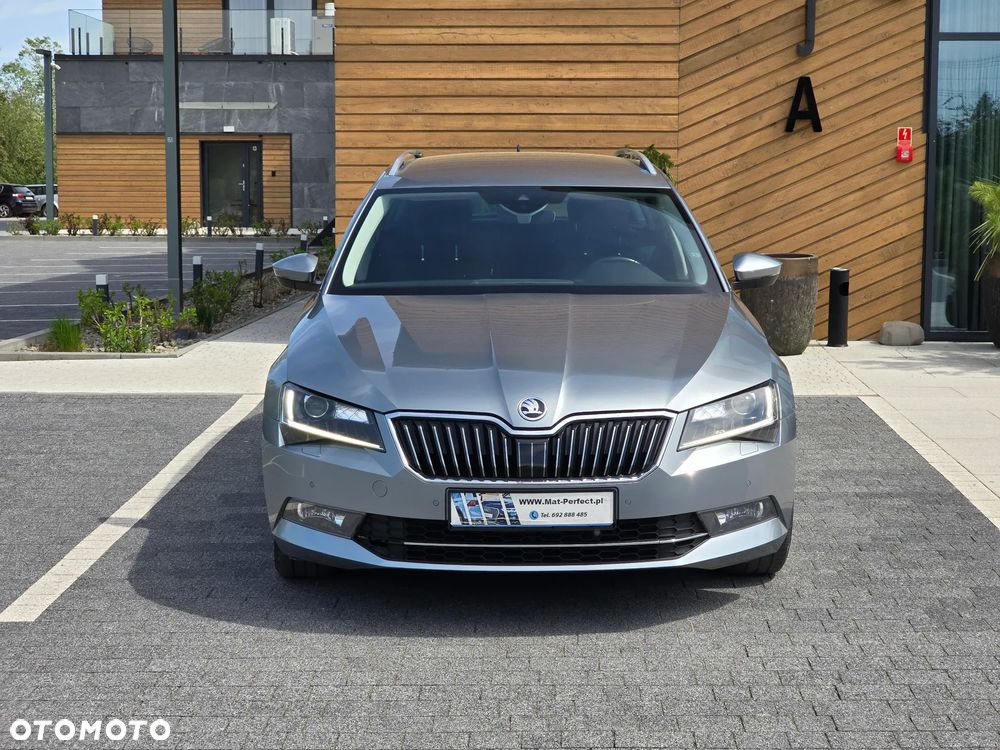 Skoda Superb 2.0 TDI 4x4 Style - 4