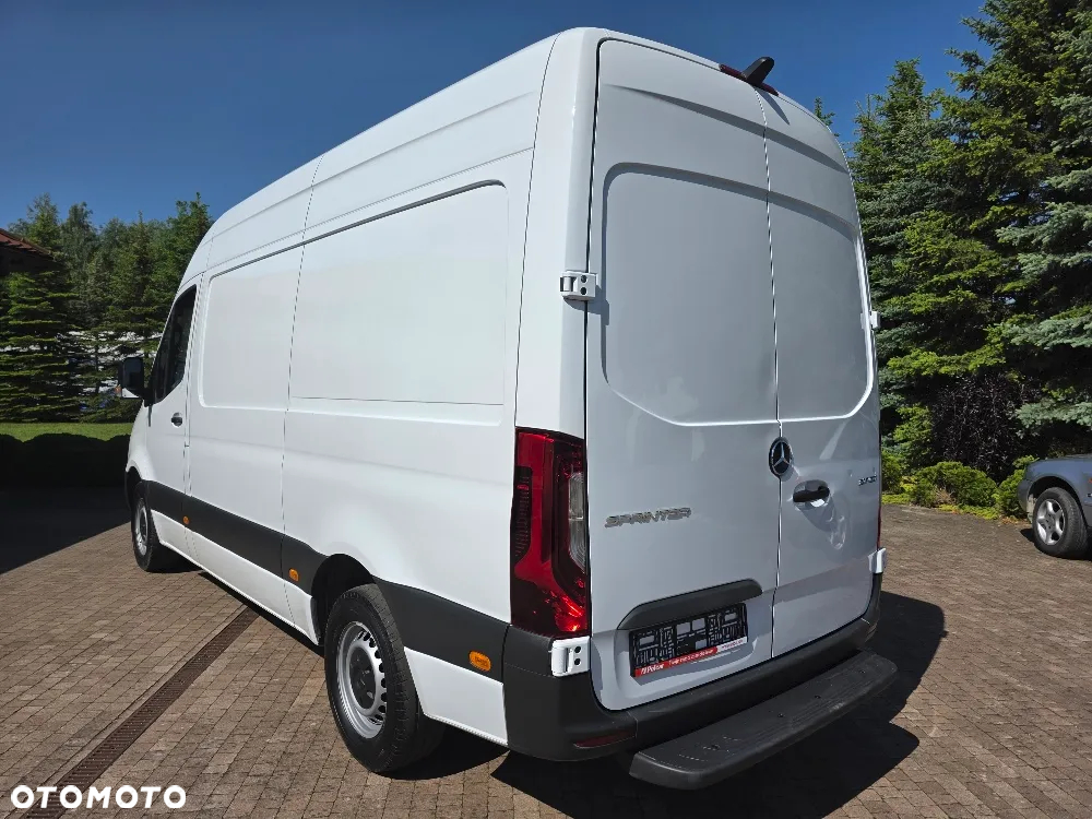Mercedes-Benz SPRINTER 317 L2H2 - 11
