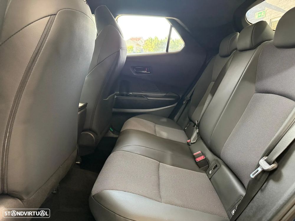 Toyota C-HR 1.8 Hybrid Lounge - 38