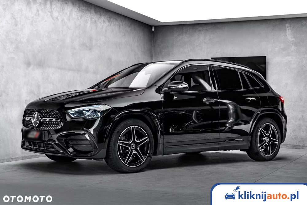 Mercedes-Benz GLA 200 AMG Line - 2