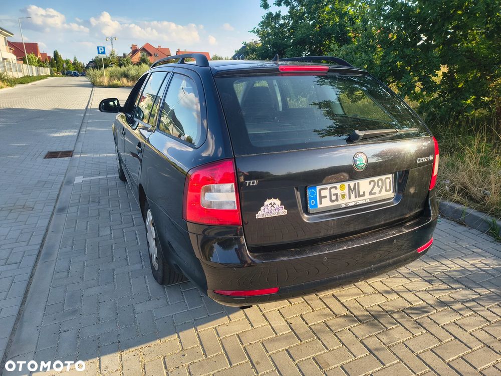 Skoda Octavia 1.6 TDI Edition - 5