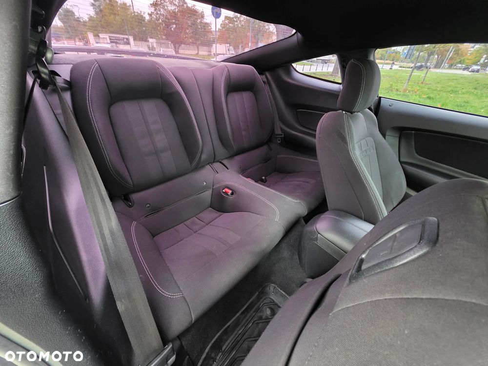 Ford Mustang 2.3 Eco Boost - 28